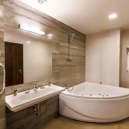 Grand Belvedere Otel 4*