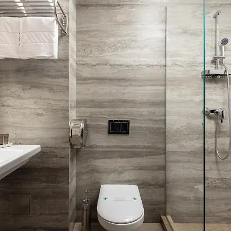 Grand Belvedere Szálloda 4*