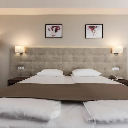 Grand Belvedere 4* Brašov