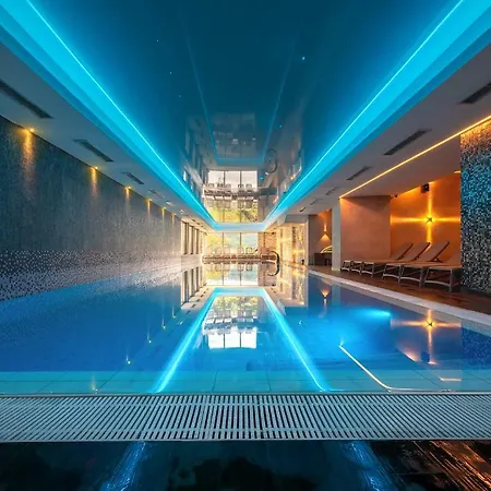 Grand Belvedere 4* 브라쇼브